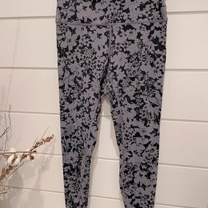Lululemon wonder under pant high rise 25”